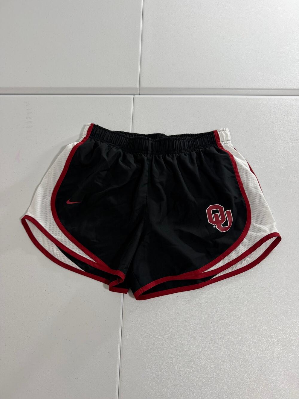 Nike Tempo Oklahoma Sooners Womens Running Shorts Size S Black Crimson Dri-Fit